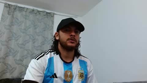 Snapshot of favid95 chatting on 09.21.25 favid95 online show from 09.21.25