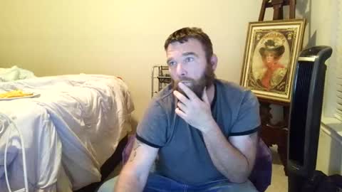 Snapshot of feelgoodnu chatting on 11.11.25 PullouProblems online show from 11.11.25