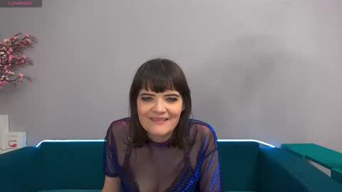 Snapshot of feelsgoodwoman chatting on 10.05.25 Laura online show from 10.05.25