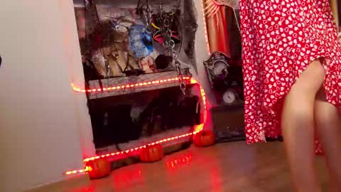 FeetVibe online show from 10.28.25