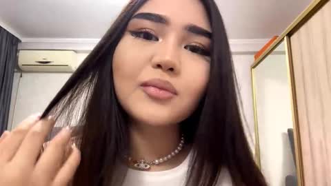 Snapshot of felisahalsema chatting on 11.11.25 Kendji online show from 11.11.25