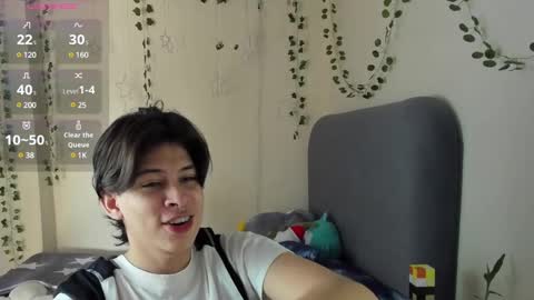 Snapshot of felix_leex chatting on 01.10.25 Felix leex online show from 01.10.25