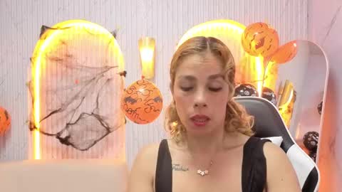 Snapshot of ferchis_conejita_tp chatting on 10.08.25 Ferchis online show from 10.08.25