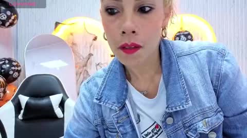 Snapshot of ferchis_conejita_tp chatting on 10.20.25 Ferchis online show from 10.20.25