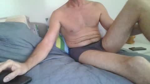 Snapshot of fergi1999 chatting on 10.08.25 fergi1999 online show from 10.08.25