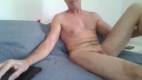 Snapshot of fergi1999 chatting on 10.18.25 fergi1999 online show from 10.18.25