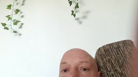 Snapshot of ferrymanpower chatting on 10.04.25 ferrymanpower online show from 10.04.25