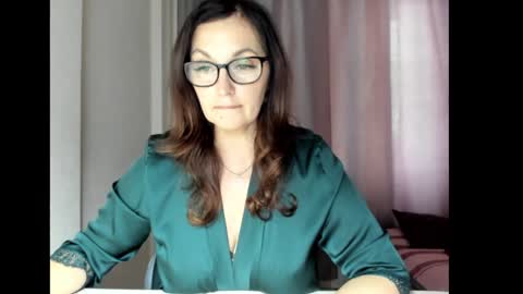 Snapshot of fey_bb chatting on 12.04.24 Milana online show from 12.04.24