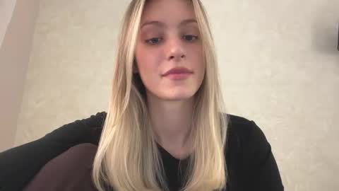 Lisa online show from 12.05.25