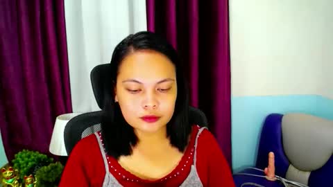 Snapshot of filipina_oh_carol chatting on 12.02.25 miss carol online show from 12.02.25