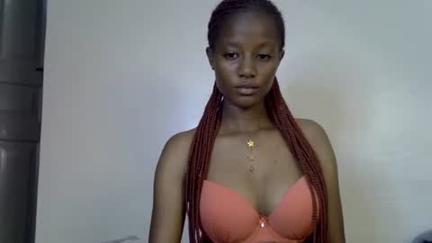 Snapshot of fine_slim chatting on 09.19.25 slimmie online show from 09.19.25