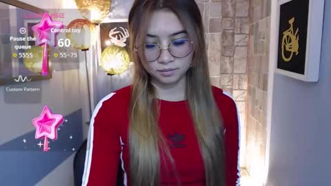 Fiorellaa online show from 10.23.25