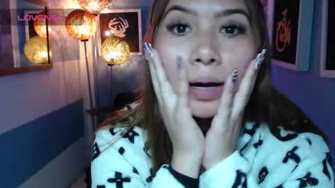 Fiorellaa online show from 11.06.25