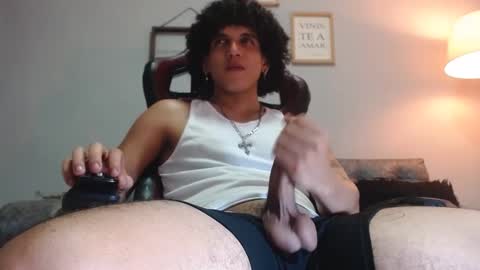 Snapshot of fire_boy69 chatting on 10.09.25 fire_boy69 online show from 10.09.25