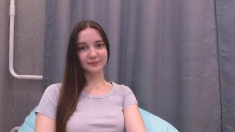 Snapshot of fireflies_fly_ chatting on 01.26.25 fireflies_fly_ online show from 01.26.25