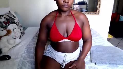 Snapshot of fitblair66_ chatting on 02.25.25 fitblair66_ online show from 02.25.25