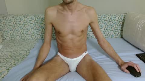 Snapshot of fithotguy90 chatting on 01.25.25 Luis online show from 01.25.25