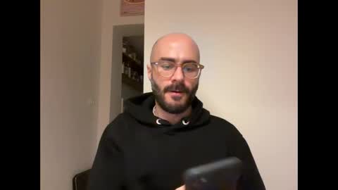 Snapshot of fla85 chatting on 02.27.25 Fla is short for Flavio online show from 02.27.25