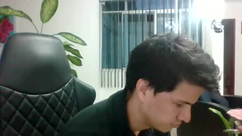 Snapshot of flacohotsexy chatting on 11.02.25 Charles mi new TWT Flacousa1 online show from 11.02.25