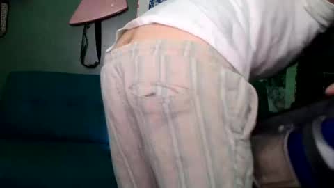 Flannel Dong online show from 11.25.25