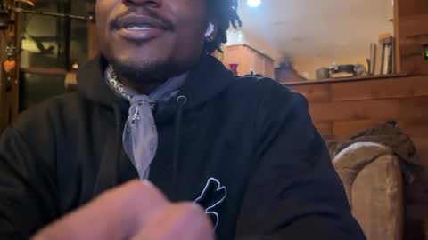 Snapshot of fleshbae chatting on 02.20.25 fleshbae online show from 02.20.25