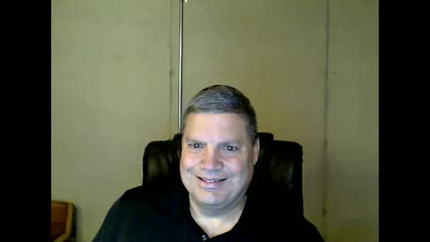 Snapshot of fletch32 chatting on 01.07.25 jd online show from 01.07.25