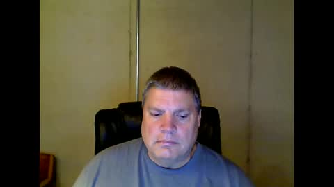 Snapshot of fletch32 chatting on 01.11.25 jd online show from 01.11.25