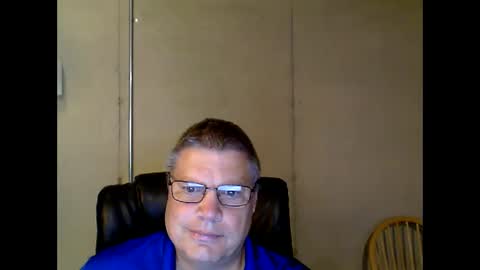 Snapshot of fletch32 chatting on 09.10.25 jd online show from 09.10.25