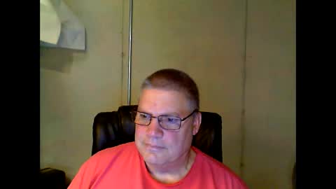 Snapshot of fletch32 chatting on 10.11.25 jd online show from 10.11.25