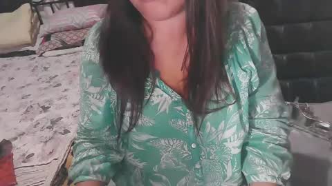 Snapshot of flirtymistressx chatting on 01.12.25 FlirtyMistressX online show from 01.12.25
