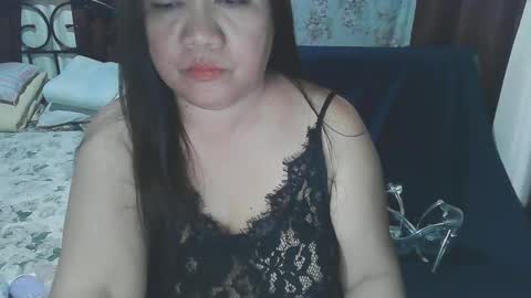Snapshot of flirtymistressx chatting on 01.18.25 FlirtyMistressX online show from 01.18.25