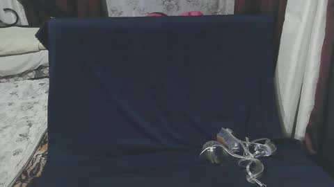 Snapshot of flirtymistressx chatting on 02.06.25 FlirtyMistressX online show from 02.06.25