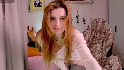 Snapshot of flonodo chatting on 03.08.25 Eliza online show from 03.08.25