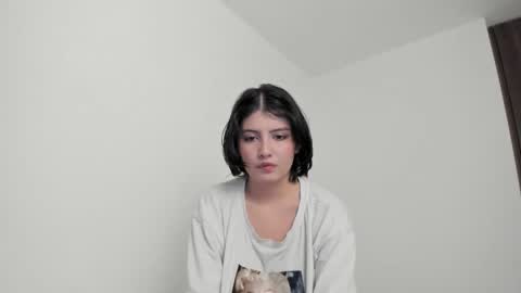 Snapshot of flordejamaica chatting on 09.20.25 Tell me My Love online show from 09.20.25