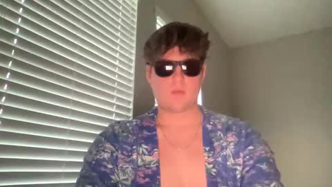 Snapshot of floridacollege22 chatting on 02.05.25 CollegeBoy22 online show from 02.05.25