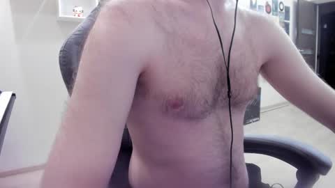 Snapshot of fluffycat_ chatting on 03.02.25 fluffycat online show from 03.02.25