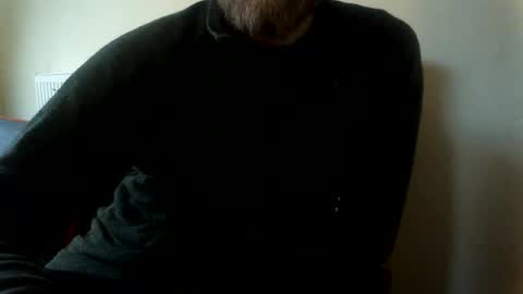 Snapshot of fns2011 chatting on 12.01.25 fns2011 online show from 12.01.25