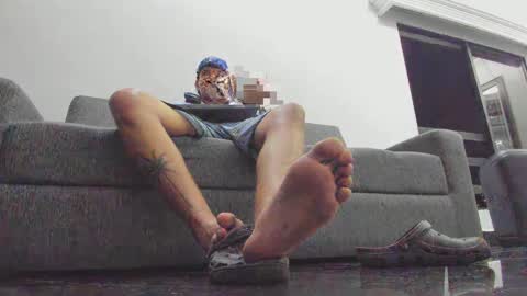 Snapshot of foot_master777 chatting on 02.14.25 foot_master777 online show from 02.14.25