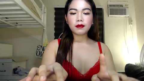Snapshot of foxieeealona chatting on 09.09.25 Alicia Baby online show from 09.09.25