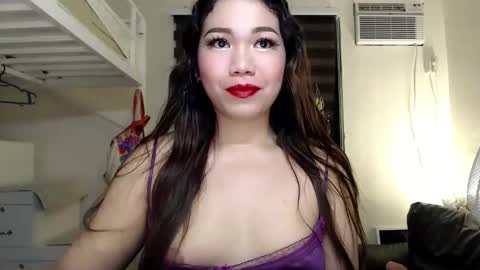 Snapshot of foxieeealona chatting on 09.14.25 Alicia Baby online show from 09.14.25