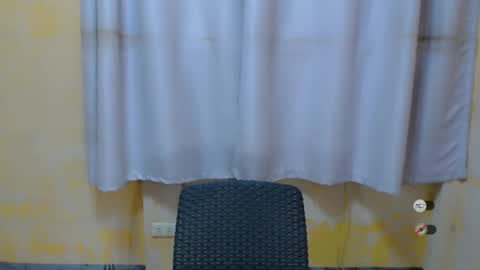 Snapshot of foxy_lei chatting on 01.10.25 foxy_lei online show from 01.10.25