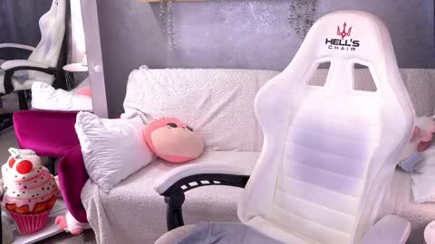 Maya online show from 10.24.25