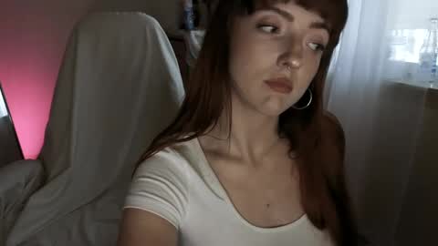 Snapshot of foxyredddd chatting on 09.26.25 beautiful blair online show from 09.26.25