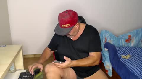 Snapshot of fraboys chatting on 09.27.25 Fraboys online show from 09.27.25