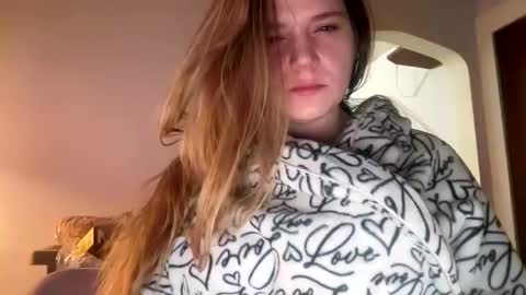 francescafey online show from 01.30.25