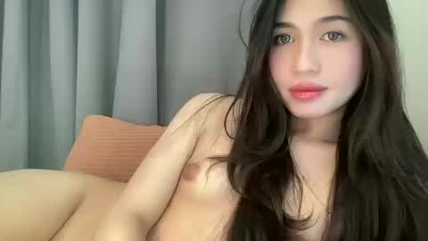 Snapshot of francine_moore chatting on 10.08.25 Francine online show from 10.08.25