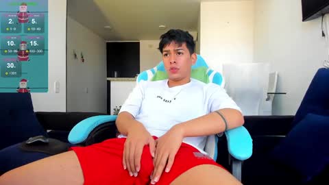 Snapshot of franco_rizzo01 chatting on 12.19.24 frank online show from 12.19.24