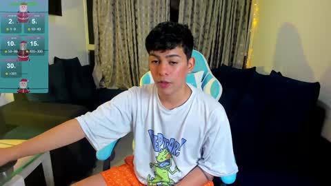 Snapshot of franco_rizzo01 chatting on 12.26.24 frank online show from 12.26.24