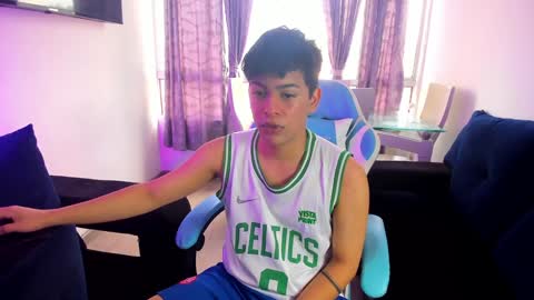 Snapshot of franco_rizzo01 chatting on 01.17.25 frank online show from 01.17.25