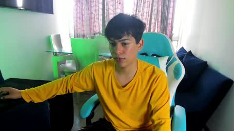 Snapshot of franco_rizzo01 chatting on 01.27.25 frank online show from 01.27.25